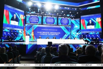 Совет с людьми Президента, наказы для СМИ и поздравления от коллег. Итоги недели главы государства