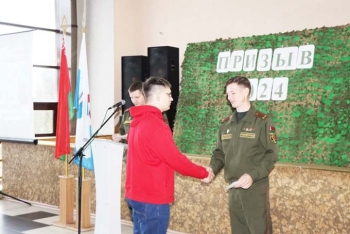Призыв-2024: мстиславским юношам вручили повестки