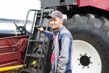 32 859 тонн зерна в закромах Мстиславщины. Кто флагман нынешней жатвы