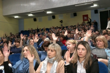 В районном Центре культуры и народного творчества состоялось собрание по избранию делегатов на учредительный съезд партии «Белорусская политическая партия «Белая Русь».