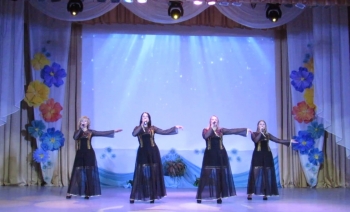 Дипломом Лауреата 1 степени награжден народный вокальный ансамбль «Свята» районного Центра культуры и народного творчества