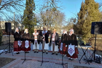 На Могилевщине день референдума проходит при поддержке творческих коллективов и выездной торговли