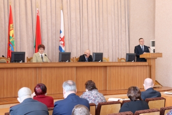 Исполком отчитался перед депутатами райсовета по итогам 2021 года