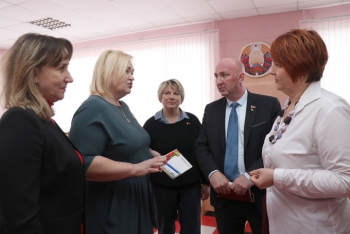 В аг. Ходосы прошёл День депутата с участием делегации Шкловского района, посвящённый вопросам воспитания гражданственности и патриотизма