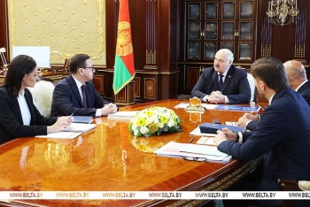 Лучше на этом поле будем воевать». Лукашенко о роли СМИ в предстоящей предвыборной кампании