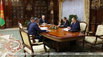 Лукашенко: у настоящего спортсмена флаг и гимн страны в сердце, и их оттуда не вырвешь запретами