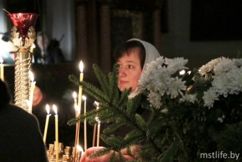 Крещение Господне. Православные мстиславчане идут в храмы.