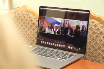 Дню единения народов Беларуси и России посвятили телемост и диалоговую площадку