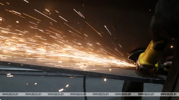 Предприятия Минпрома в январе-ноябре 2022 года нарастили экспорт в страны СНГ почти на 40%