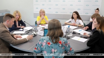 Интеллектуальные игры, лекции, экскурсии. Как в Беларуси привлекают молодежь к науке