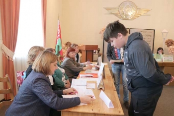 Ярмарка вакансий для молодых. Узнали, кто предлагал работу в Мстиславле