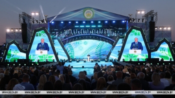 Александр Лукашенко: фестиваль «Александрия собирает друзей» из маленького праздника превратился в событие международного масштаба