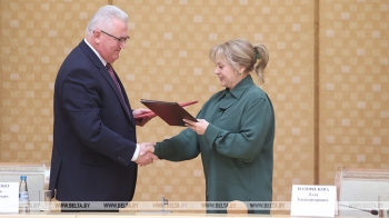 ЦИК Беларуси и России подписали соглашение о сотрудничестве