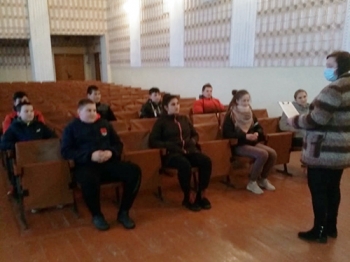 В рамках проведения Республиканской акции «За безопасность вместе» 21 апреля в Селецком СДК с детьми была проведена беседа «Не шути с огнём».